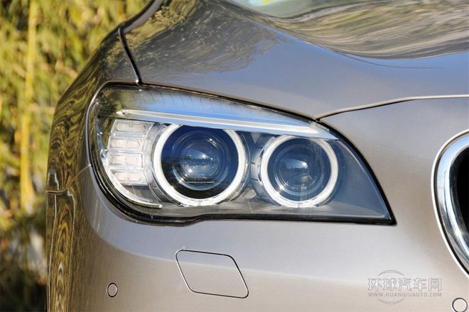 2013款 730Li 領先型