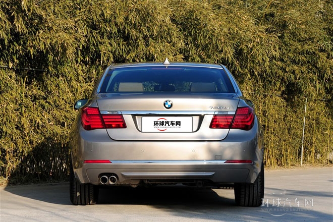 2013款 730Li 領先型