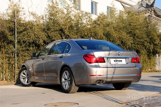 2013款 730Li 領(lǐng)先型