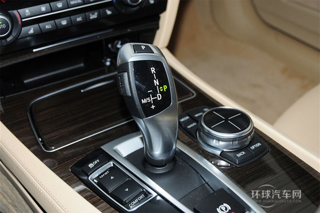 2013款 730Li 豪華型