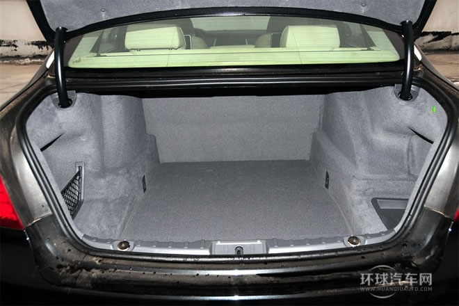 2013款 740Li 領先型