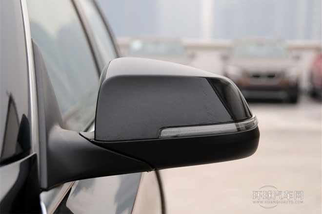 2013款 740Li 領(lǐng)先型