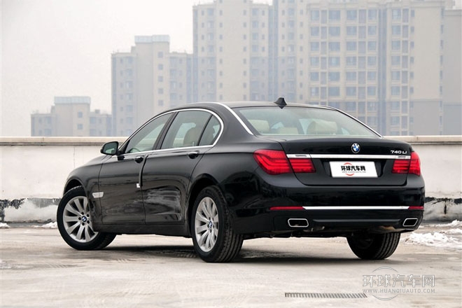 2013款 740Li 領(lǐng)先型