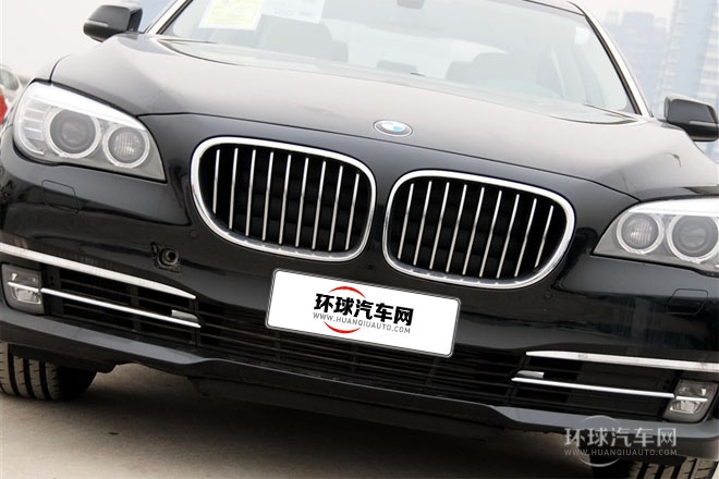 2013款 740Li 領(lǐng)先型