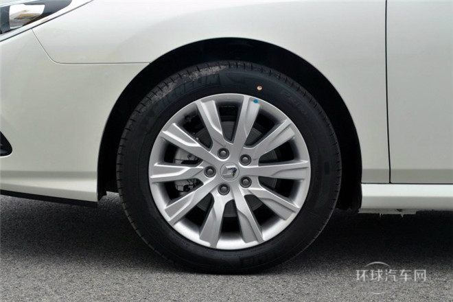 2013款 改款 2.0L 悅享版