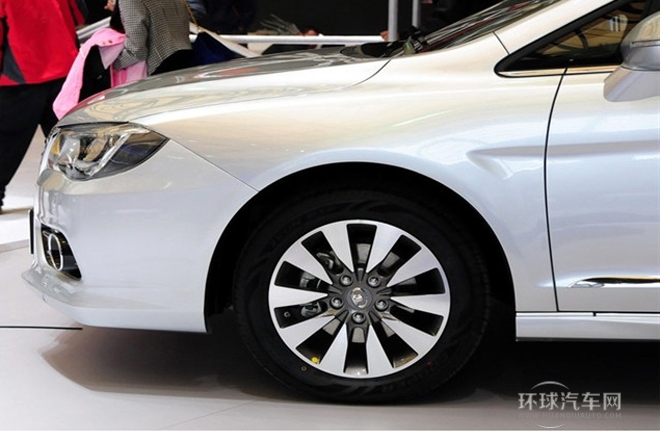 2014款 升級版 1.5T 手動尊貴型