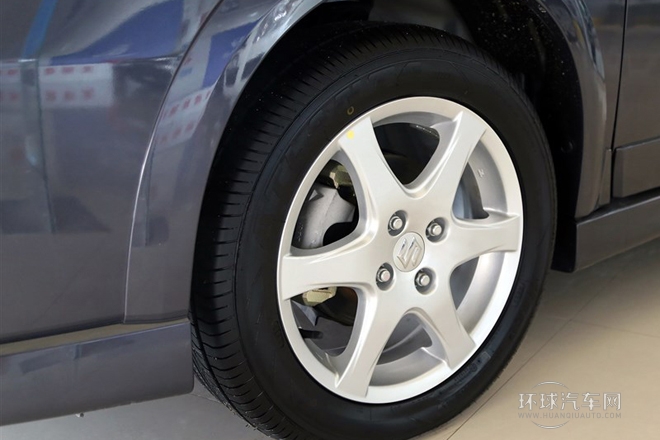 2013款 兩廂 1.4L 手動標準型