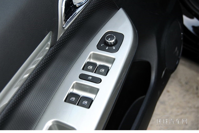 2013款 1.5T 手動(dòng)時(shí)尚型