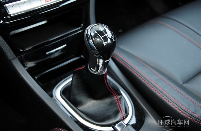 2013款 1.5T 手動時尚型