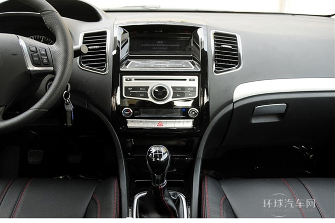 2013款 1.5T 手動時尚型