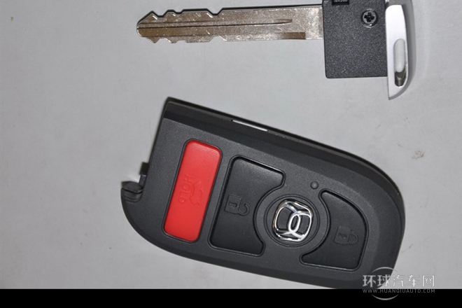 2014款 兩廂 1.5L 自動(dòng)理想型