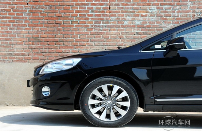 2013款 1.5T 手動時尚型