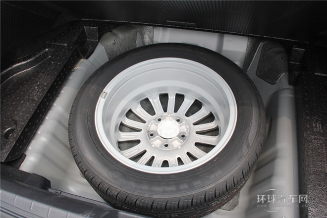 2013款 1.5T 手動尊貴型