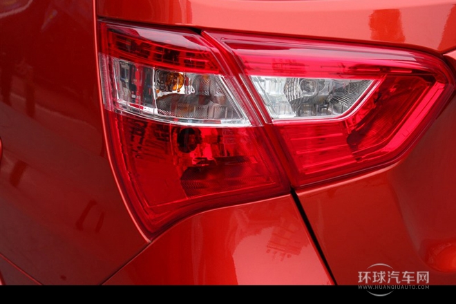 2014款 兩廂 1.5L 自動暢想型