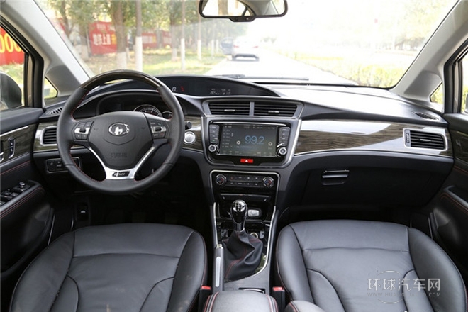 2013款 1.5T 手動尊貴型