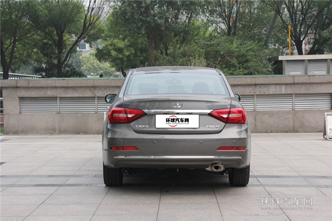 2013款 1.5T 手動尊貴型