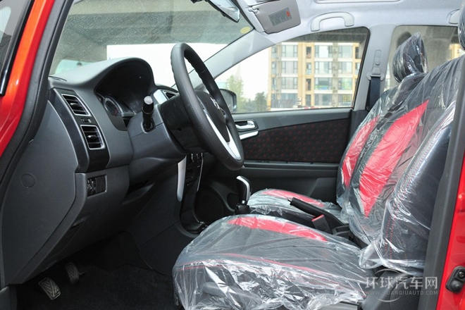 2014款 三廂 1.4L 手動(dòng)夢(mèng)想型