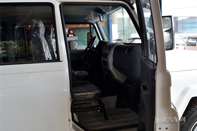 2010款 2.0L 硬頂版