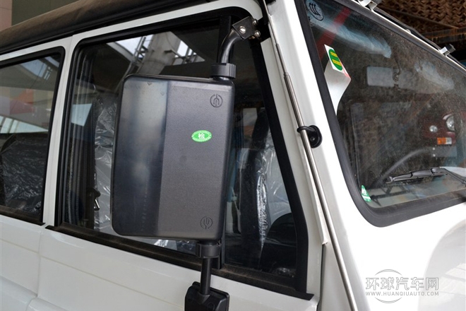 2010款 2.0L 硬頂版