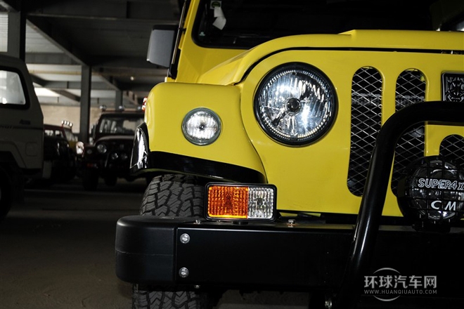 2010款 2.0L 硬頂版