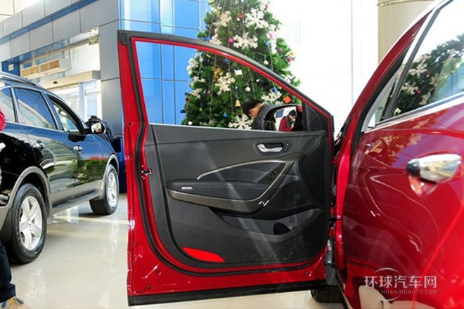 2013款 3.3L 7座旗艦版