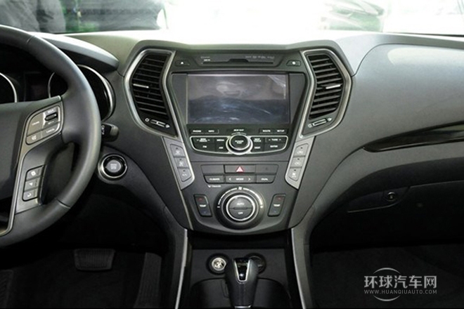 2013款 3.3L 7座旗艦版