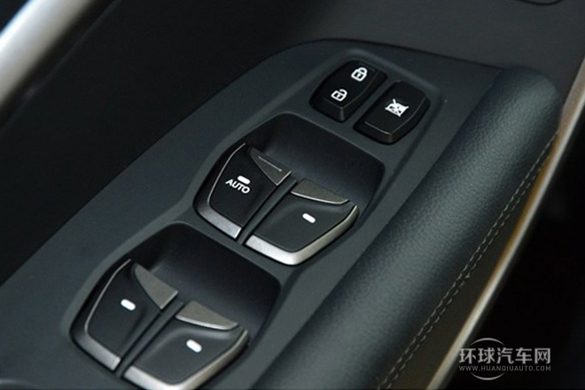 2013款 3.0L 7座棕色內飾旗艦版