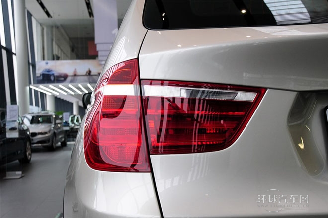 2013款 改款 xDrive28i 豪華型