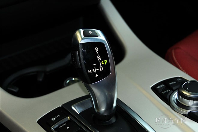 2013款 改款 xDrive28i 領(lǐng)先型