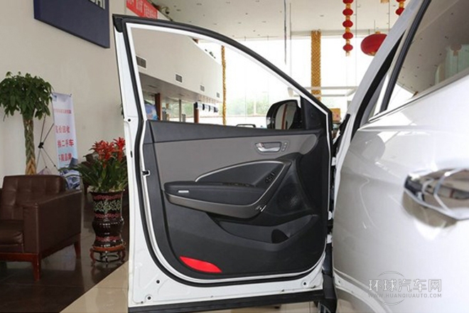 2013款 3.0L 6座旗艦版