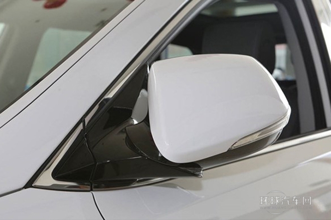 2013款 3.0L 6座旗艦版