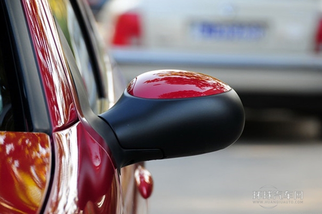 2013款 CROSS 1.6L 自動(dòng)運(yùn)動(dòng)型