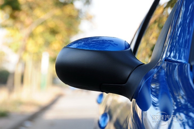 2013款 CROSS 1.4L 手動運動型