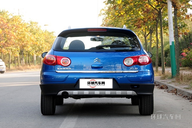 2013款 CROSS 1.4L 手動運動型