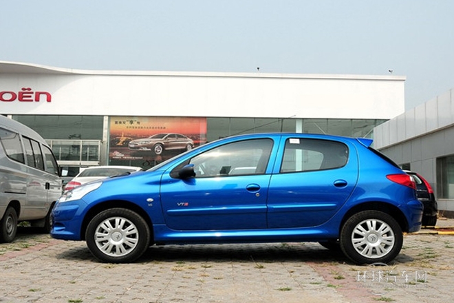 2012款 1.6L 自動運動型