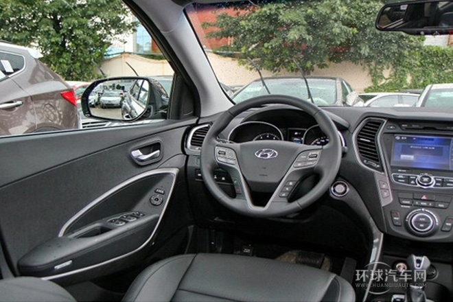 2013款 3.0L 7座豪華版