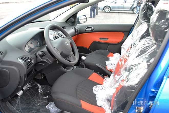 2012款 1.4L 手動(dòng)舒適型