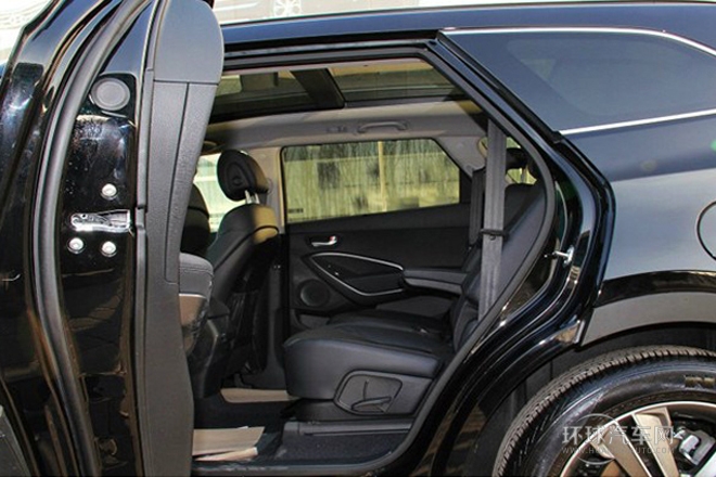 2013款 3.0L 6座豪華版