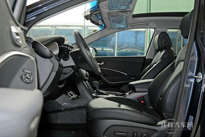 2013款 3.0L 6座舒適版