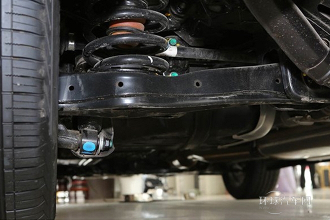 2013款 2.2T 7座棕色內飾旗艦版