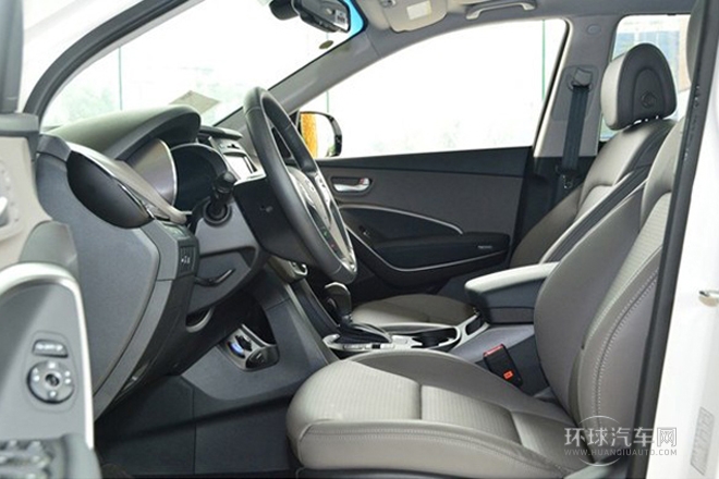 2013款 2.2T 7座旗艦版