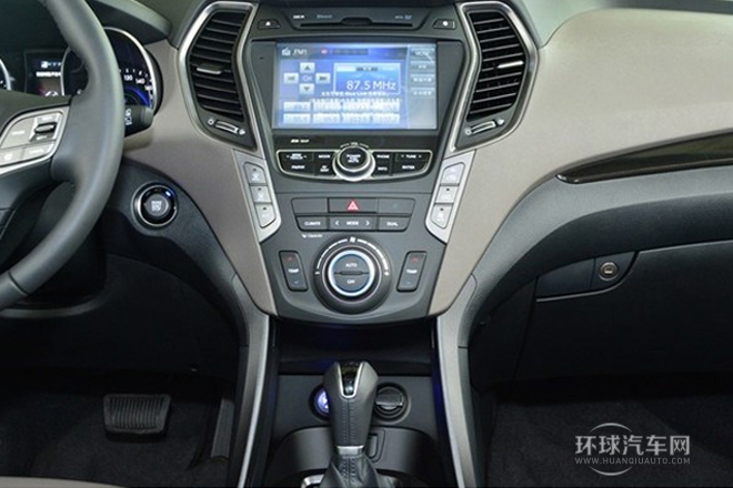 2013款 2.2T 7座旗艦版