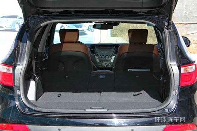 2013款 2.2T 6座棕色內飾旗艦版