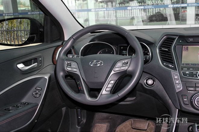 2013款 2.2T 6座棕色內飾旗艦版