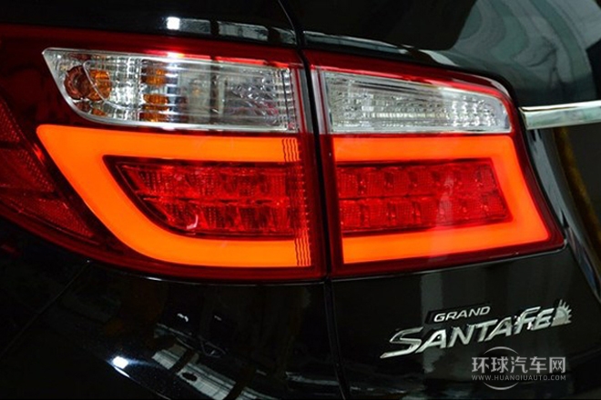 2013款 2.2T 6座棕色內飾旗艦版