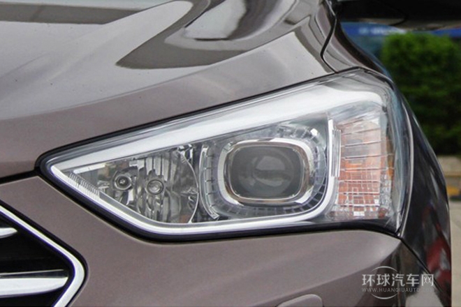 2013款 2.2T 7座豪華版