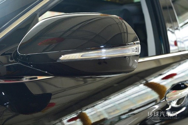 2013款 2.2T 6座豪華版