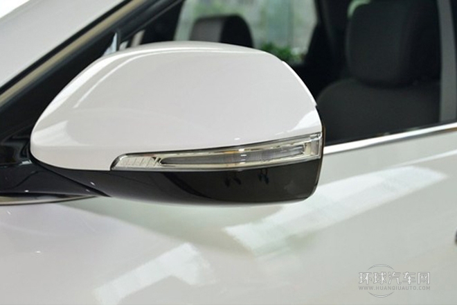 2013款 2.2T 7座舒適版