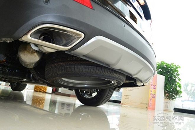 2013款 2.2T 6座舒適版