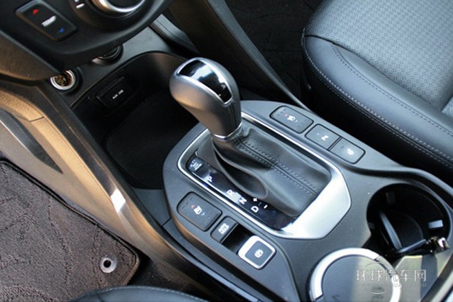 2013款 改款 3.0L 四驅旗艦版 歐V